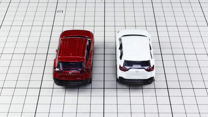 リア：たくさんの荷物が詰めるリアハッチ