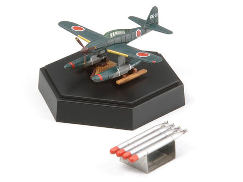 タミヤ、プラモデル「1/350 日本特型潜水艦 伊-400 スペシャル