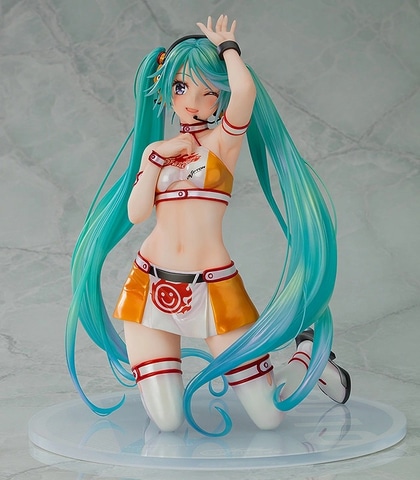 矢吹健太朗氏によるイラスト「レーシングミク 2010Ver.」を立体化した