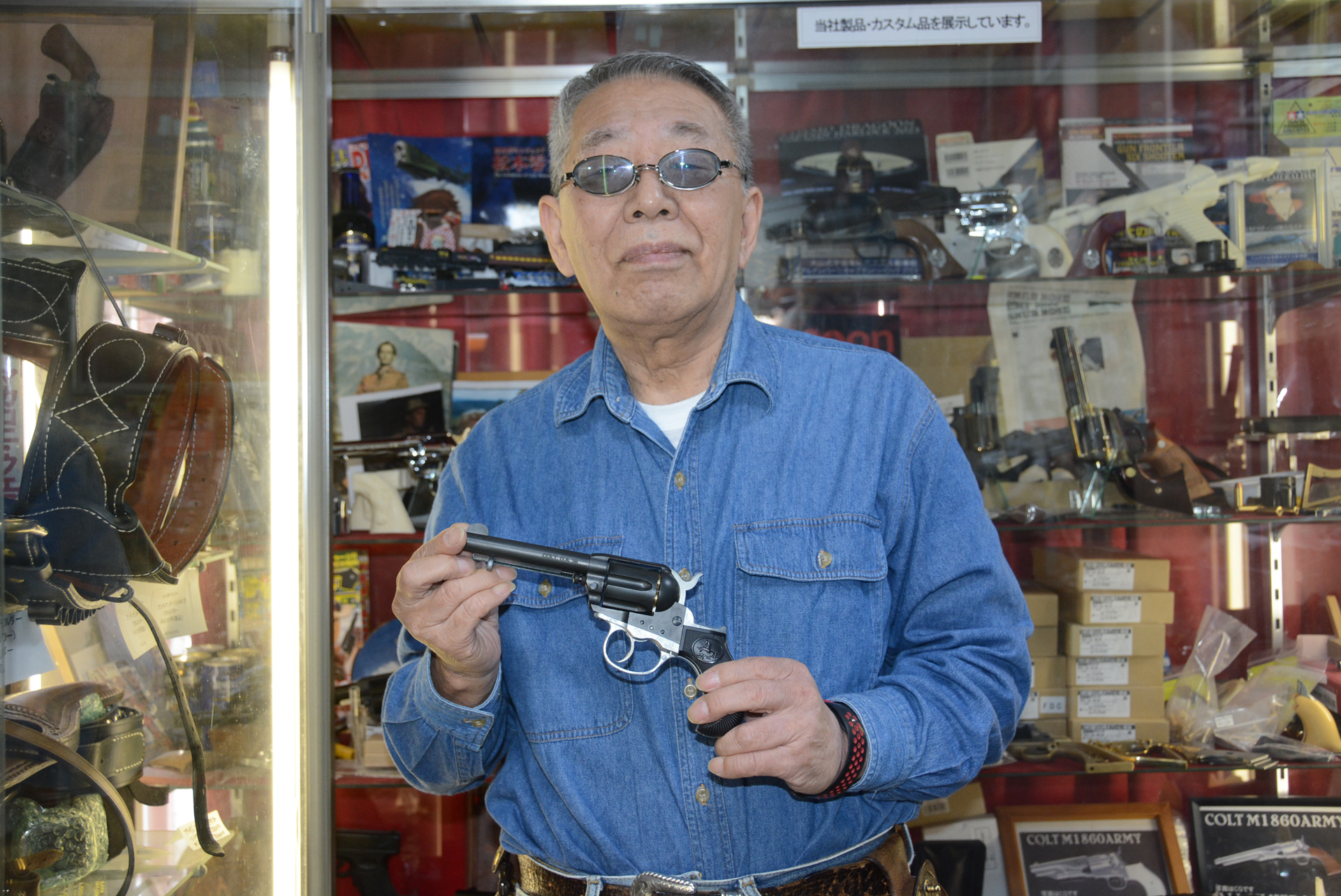 今回インタビューしたハートフォード代表のコネティ加藤氏。西部劇や、ユニークな銃への強い愛情を持つ人物だ