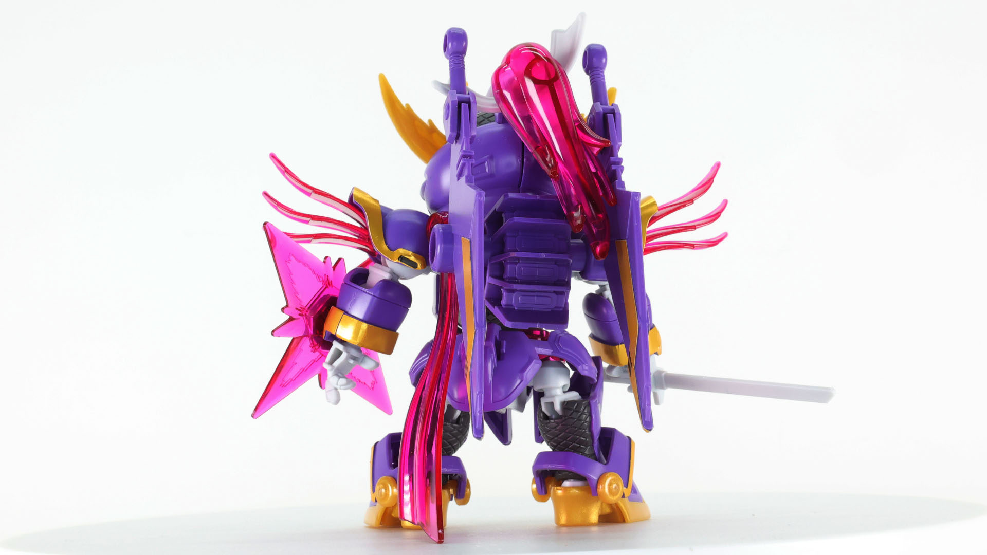 ヴェスバーが大きな剣になっているところも面白い！