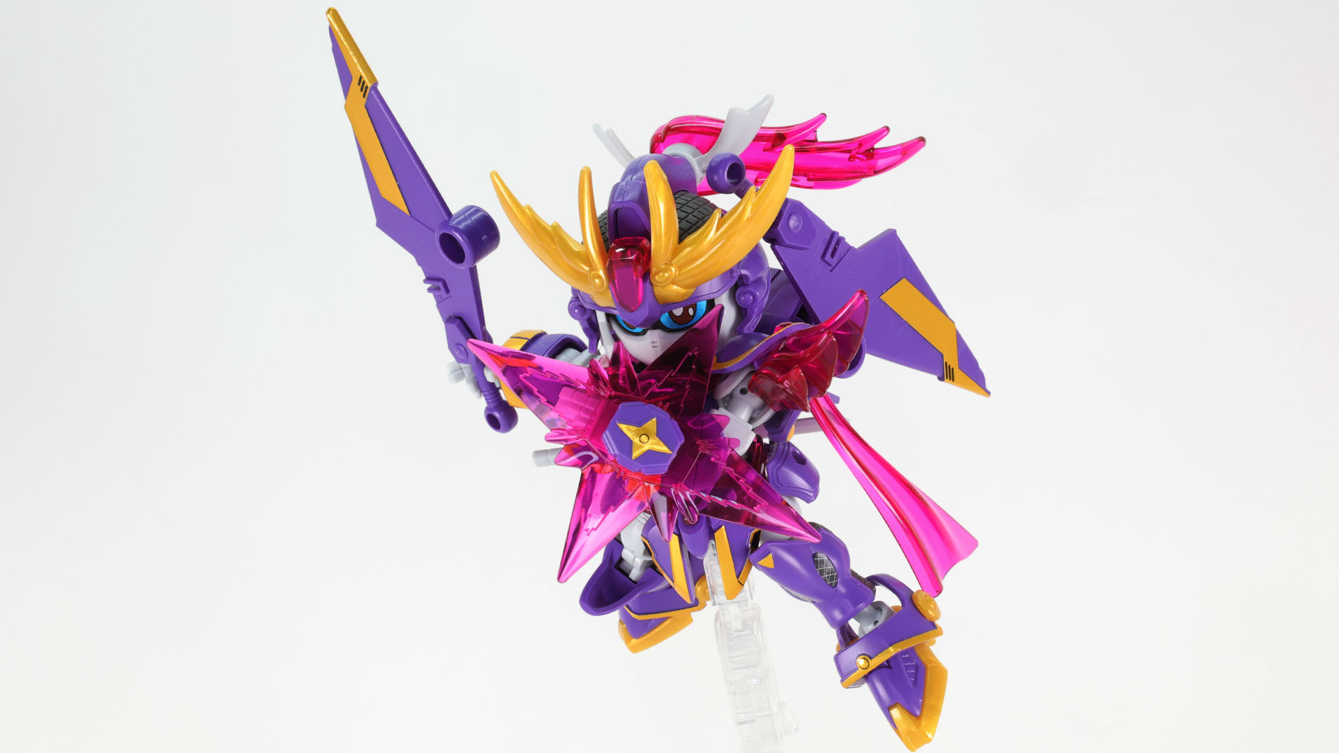 伸びた手足と肘・膝関節の効果でアクションがさらに美しくなります