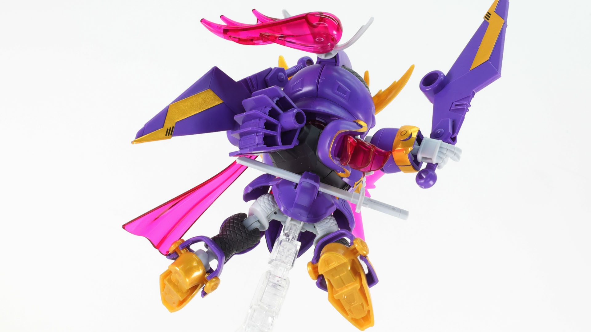 ガンダムF91のバックパックを彷彿とさせます