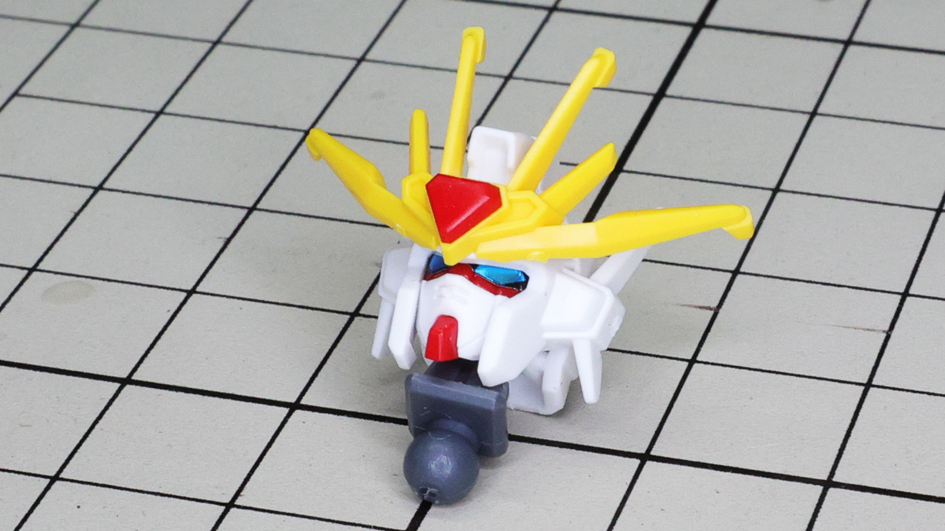 巨大なアンテナもあいまってとてもかっこいい頭部です！