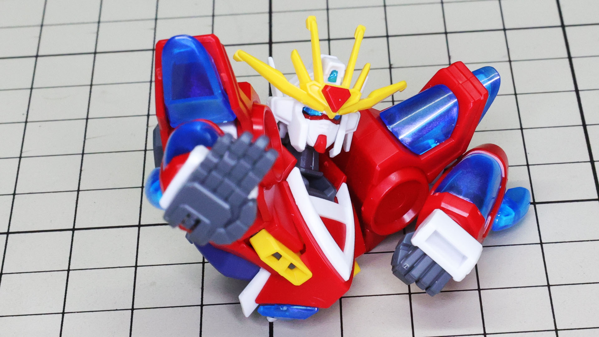 すばらしいバランス！はやく組み上げてポージングさせたいですね