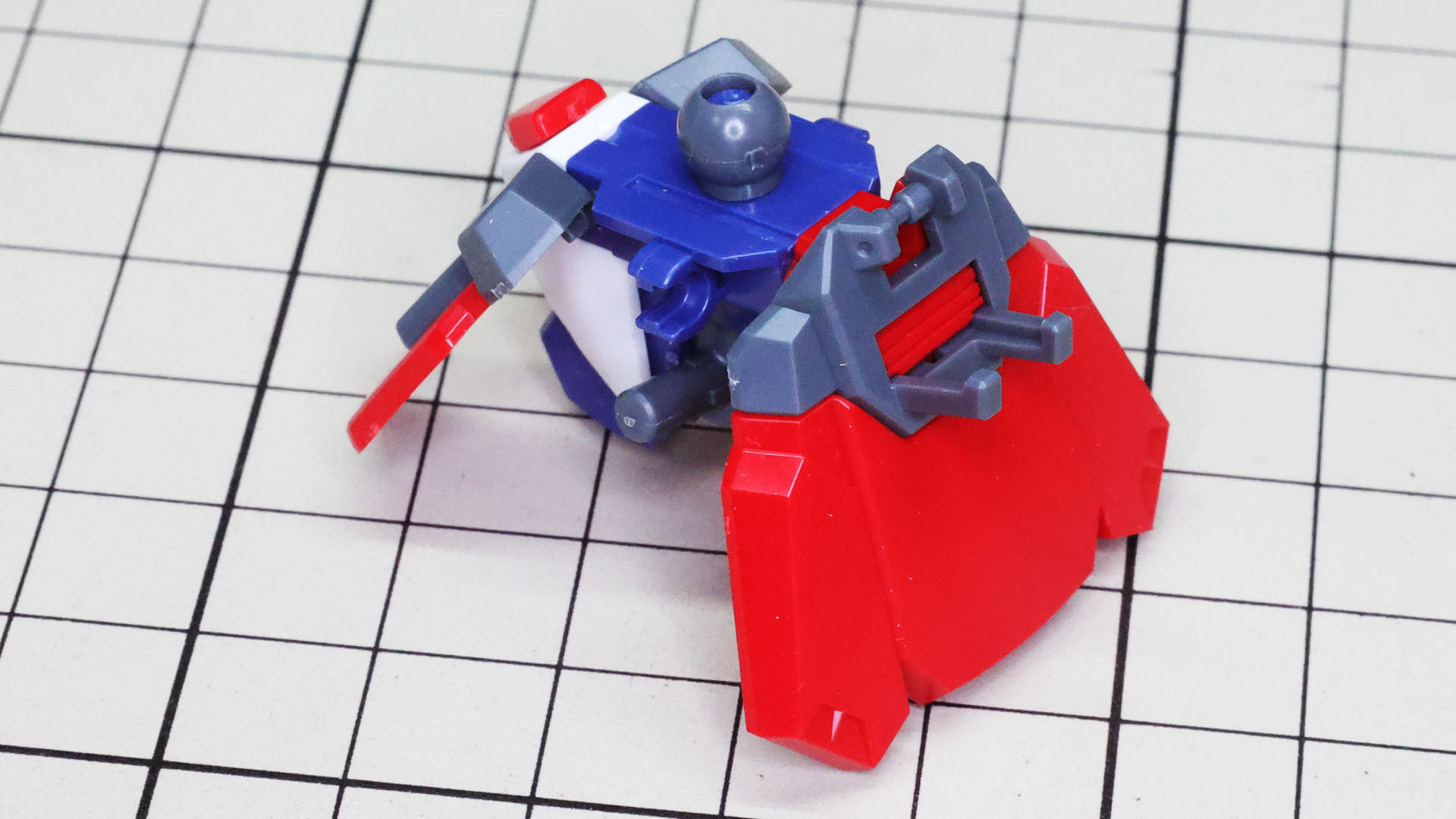 リアアーマーにはウエポンラックを持ちます