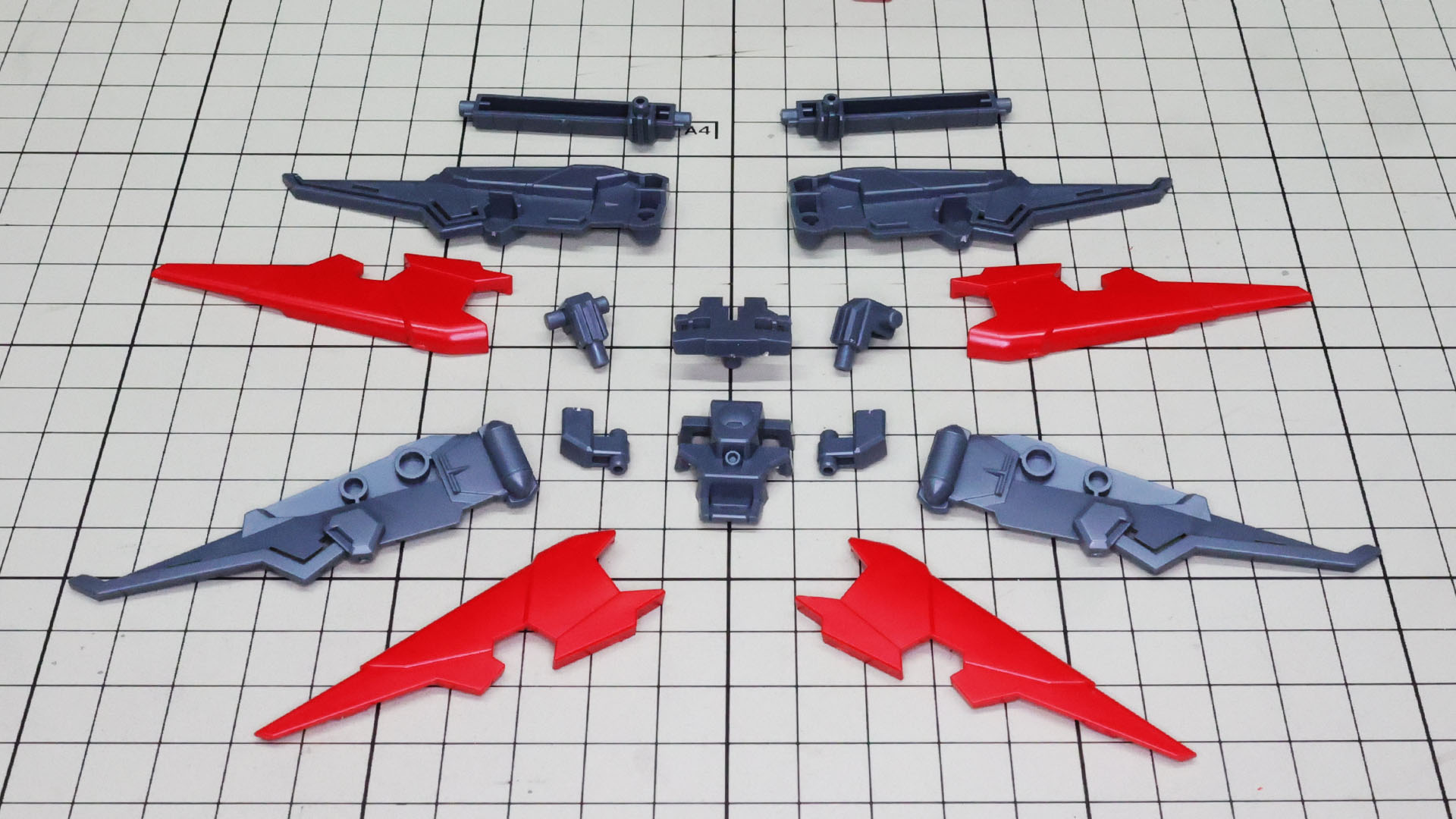 カラーリングとディテールを効率的にパーツ分けで実現しています