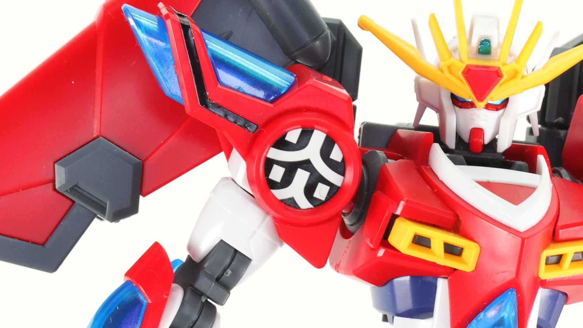 右肩には「炎」