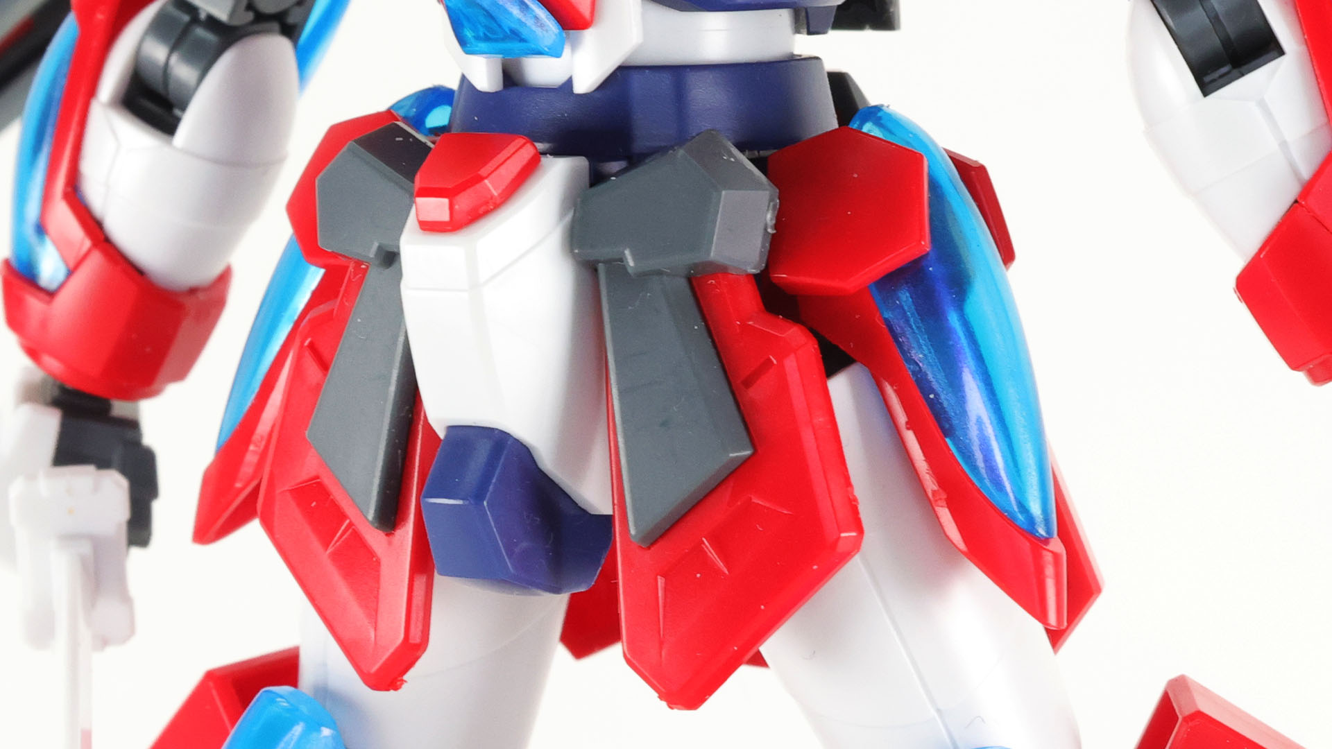 腰部も凝ったカラー再現となっていなす