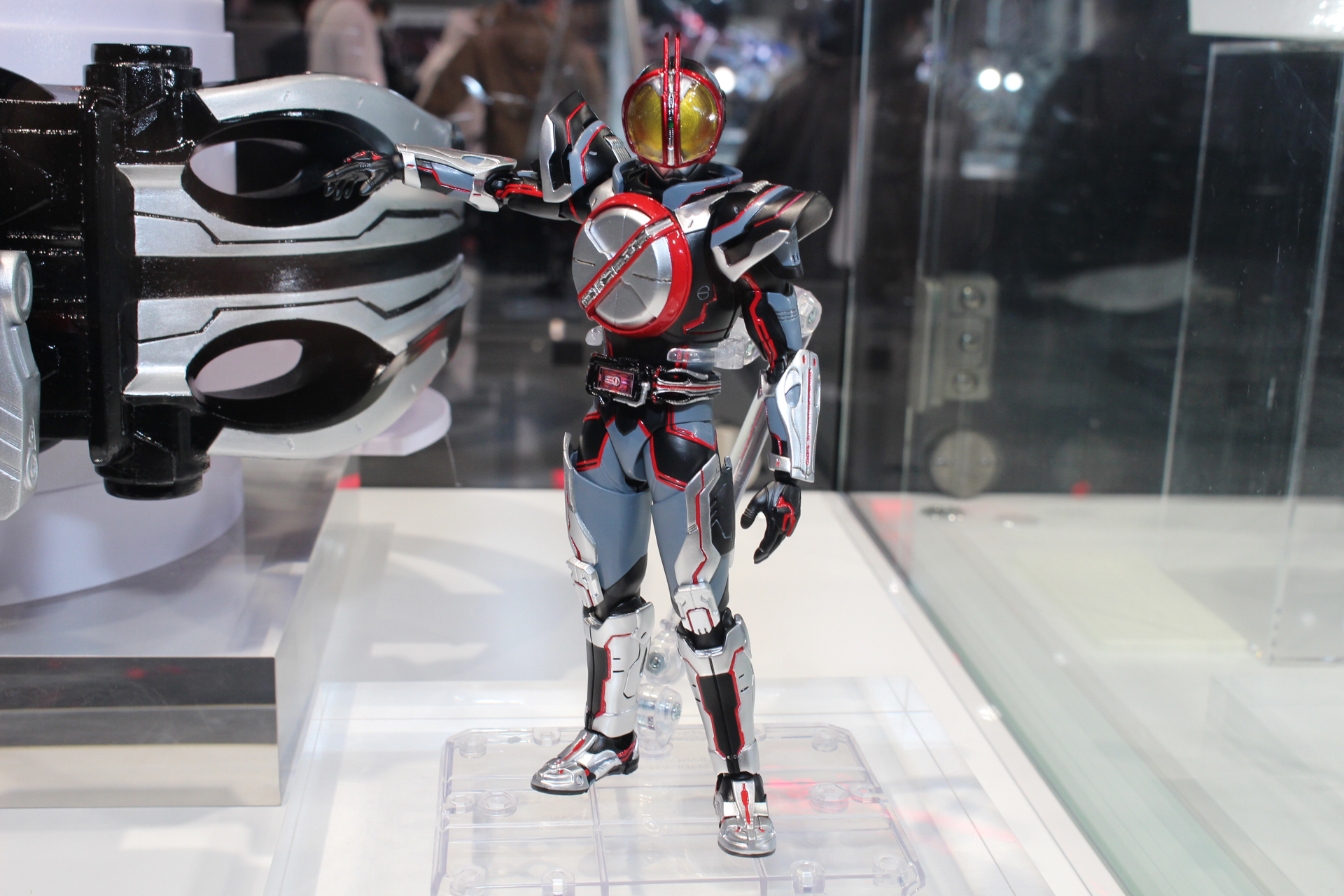「S.H.Figuarts（真骨彫製法） 仮面ライダーネクストファイズ」。2024年7月発送予定。価格は9,900円。プレミアムバンダイ販売商品