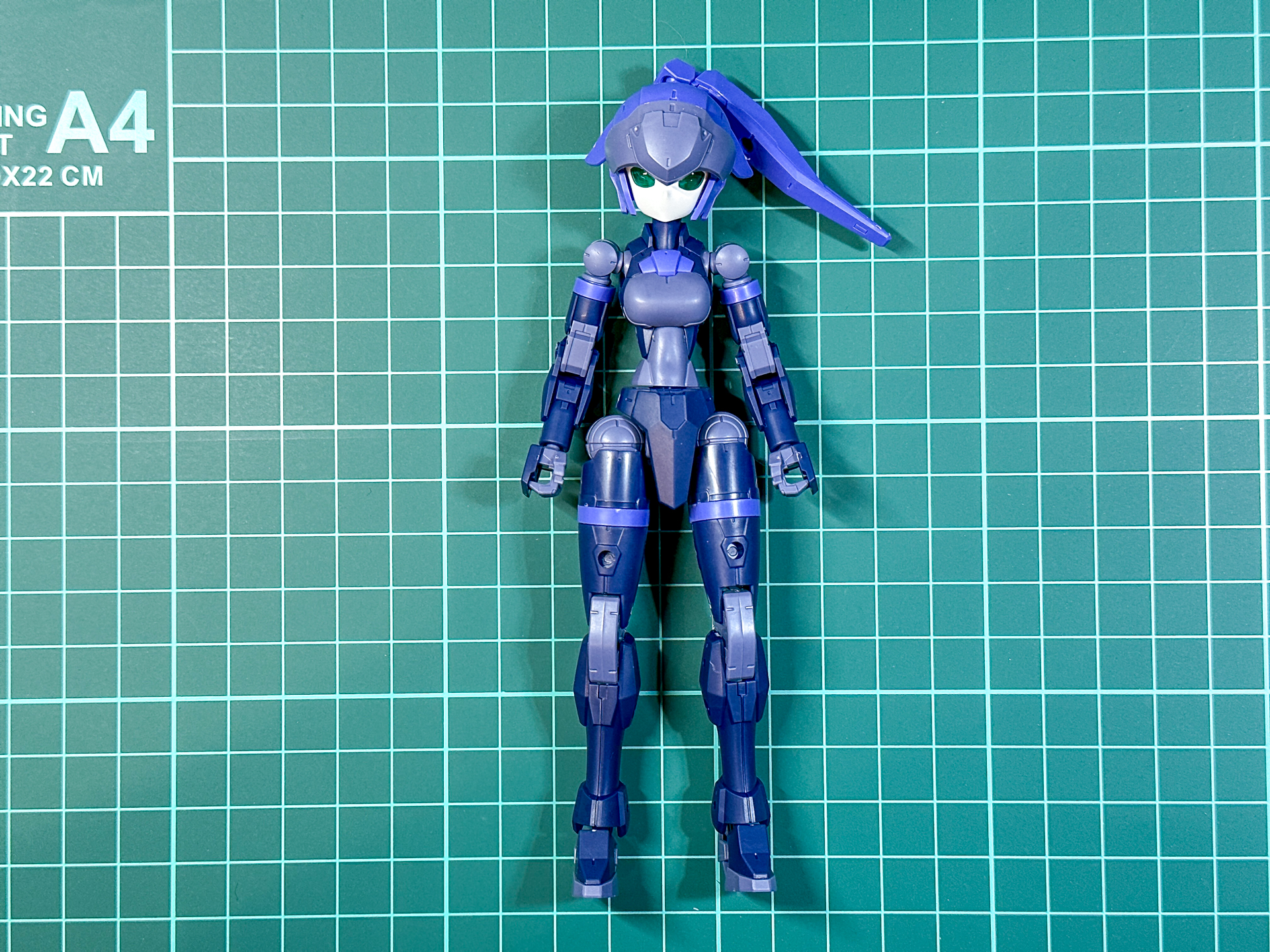 各部パーツを組み合わせてアチェルビー(TYPE-B)の素体が完成