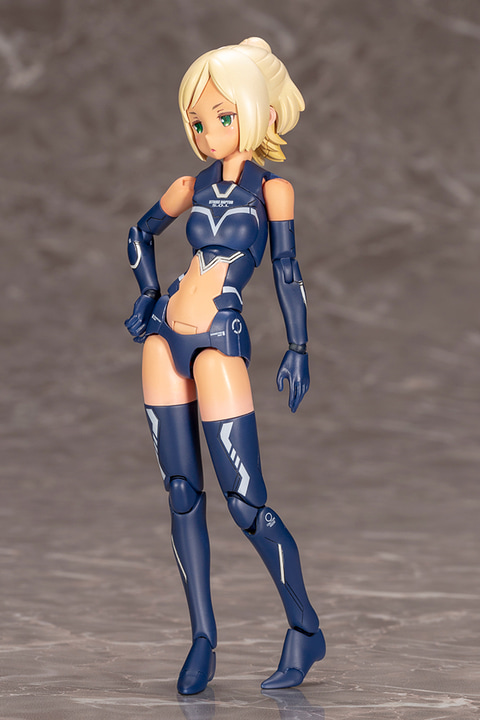 メガミデバイス」よりプラモデル「SOLストライクラプター」本日11月9日