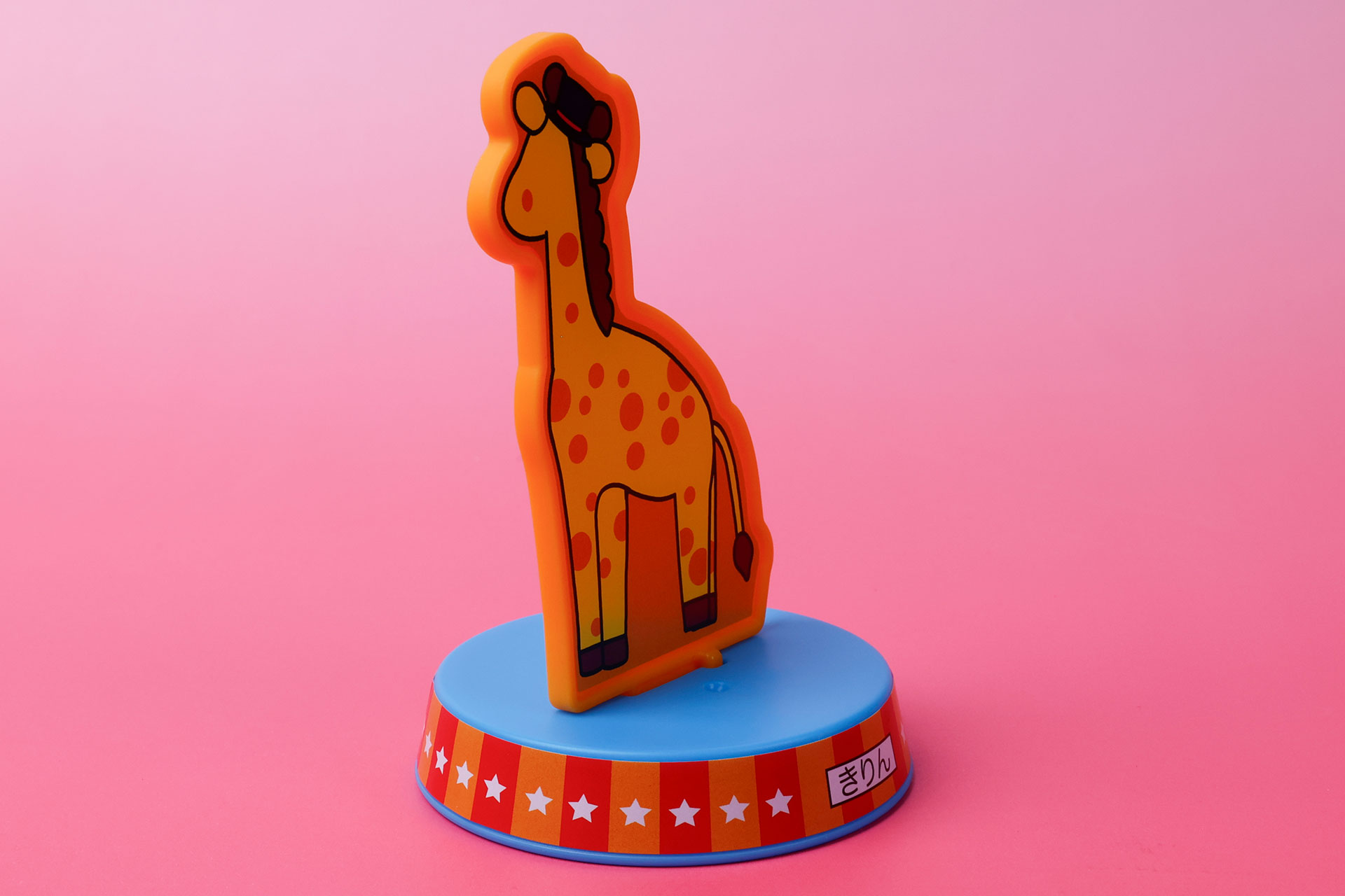 首の部分が細いので、輪っかが入りやすい