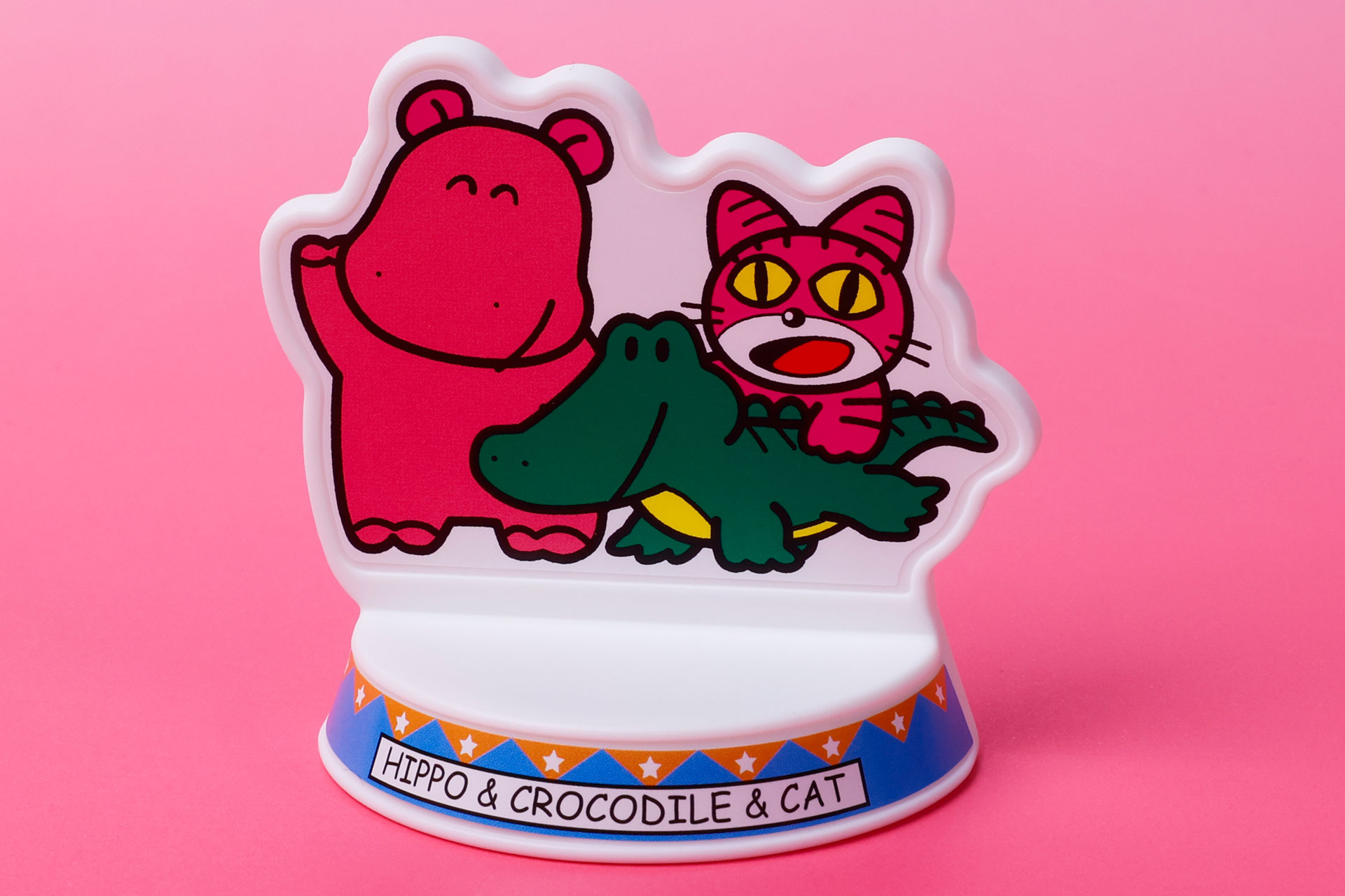 かばさんわにさん、ねこさんが描かれたピン