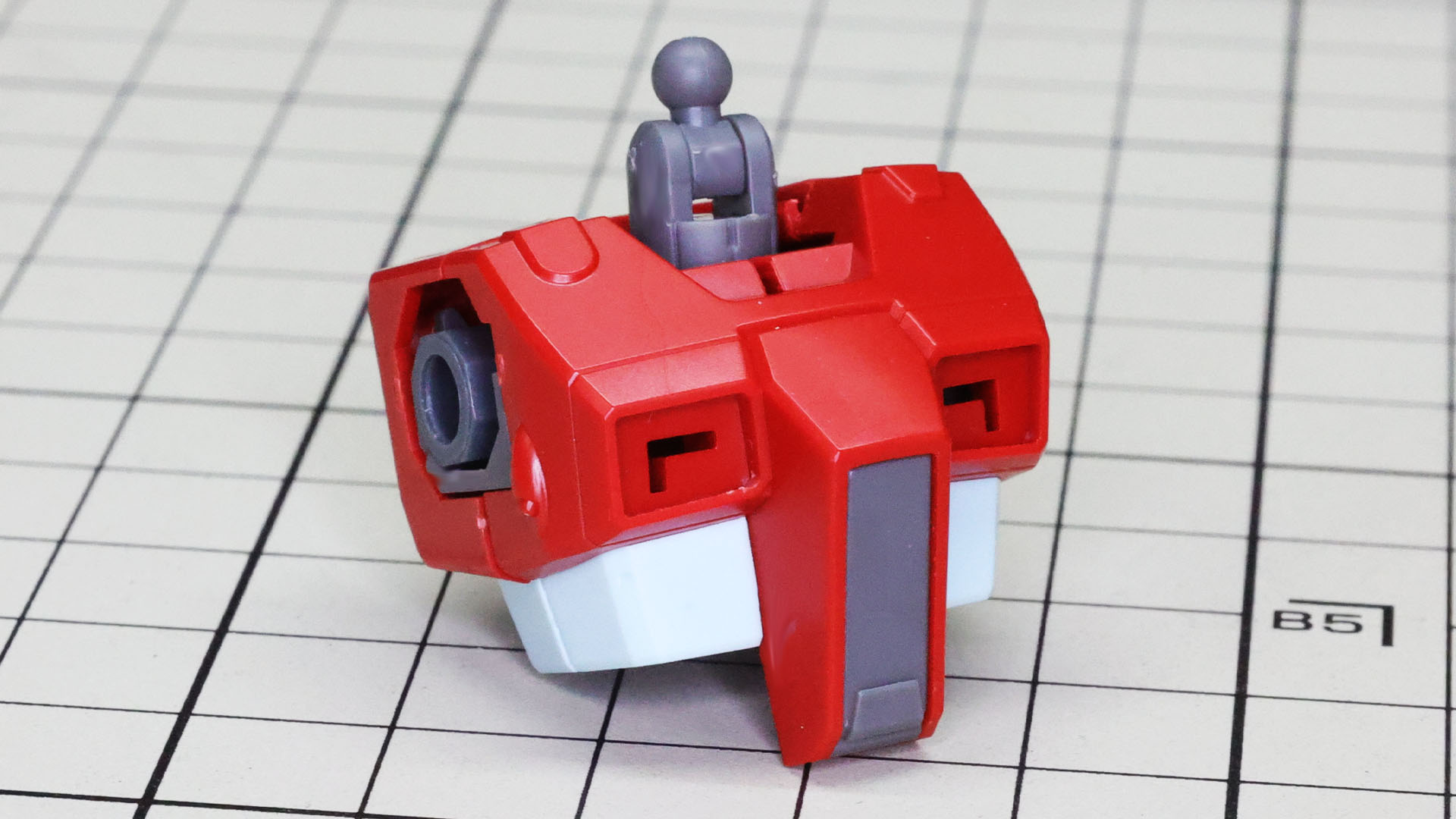 胸部前面装甲を組付けました