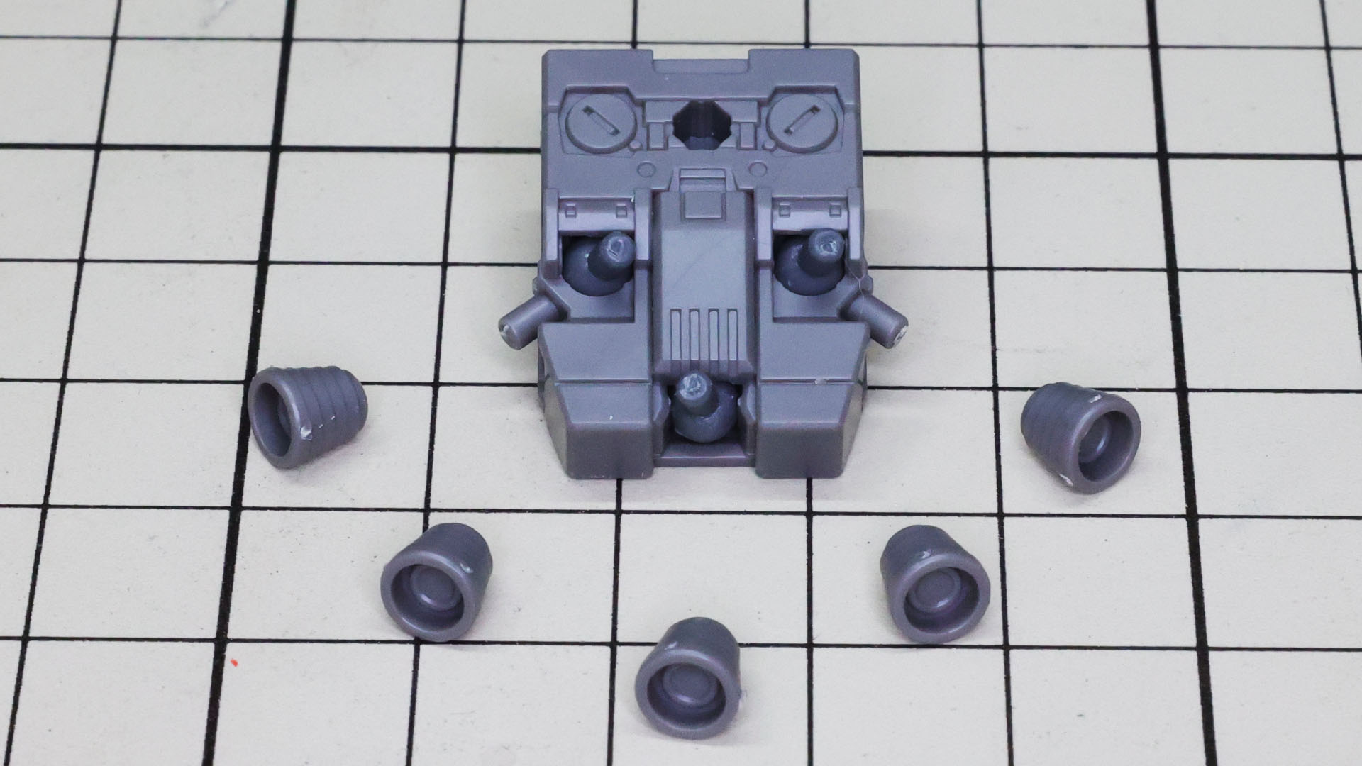 うち上面3つのノズルはポリパーツで可動します