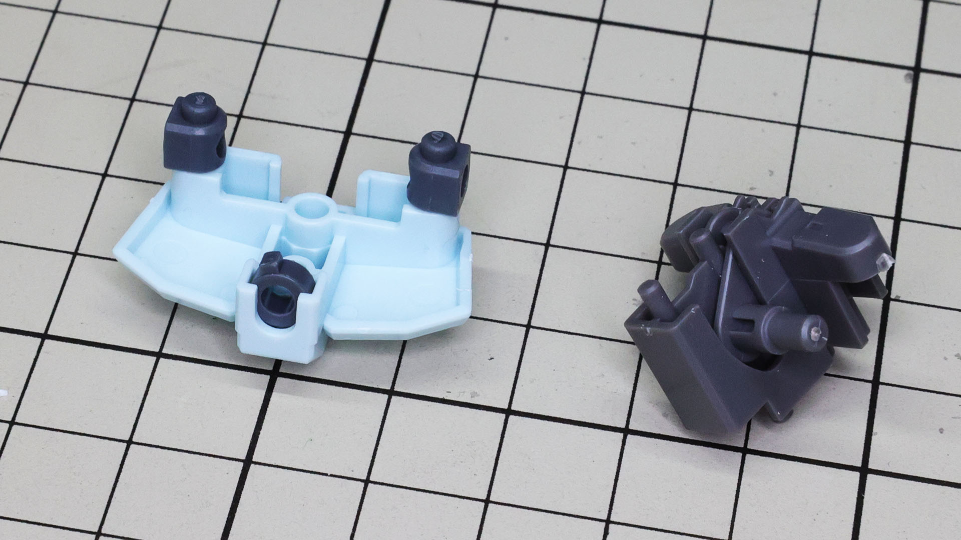 リアアーマーと股関節でコアを形成します