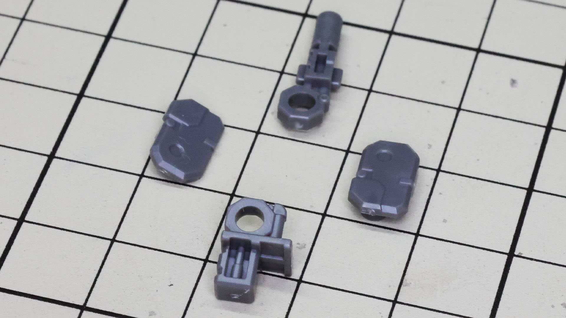 オリジンHGシリーズの肘関節はたったこれだけで最高の可動性能を持ちます