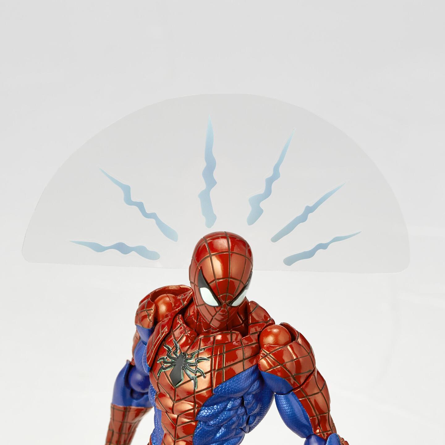 海洋堂直営店で予約すると、特典として「スパイダーセンスエフェクトシート＋アームパーツ」が付属