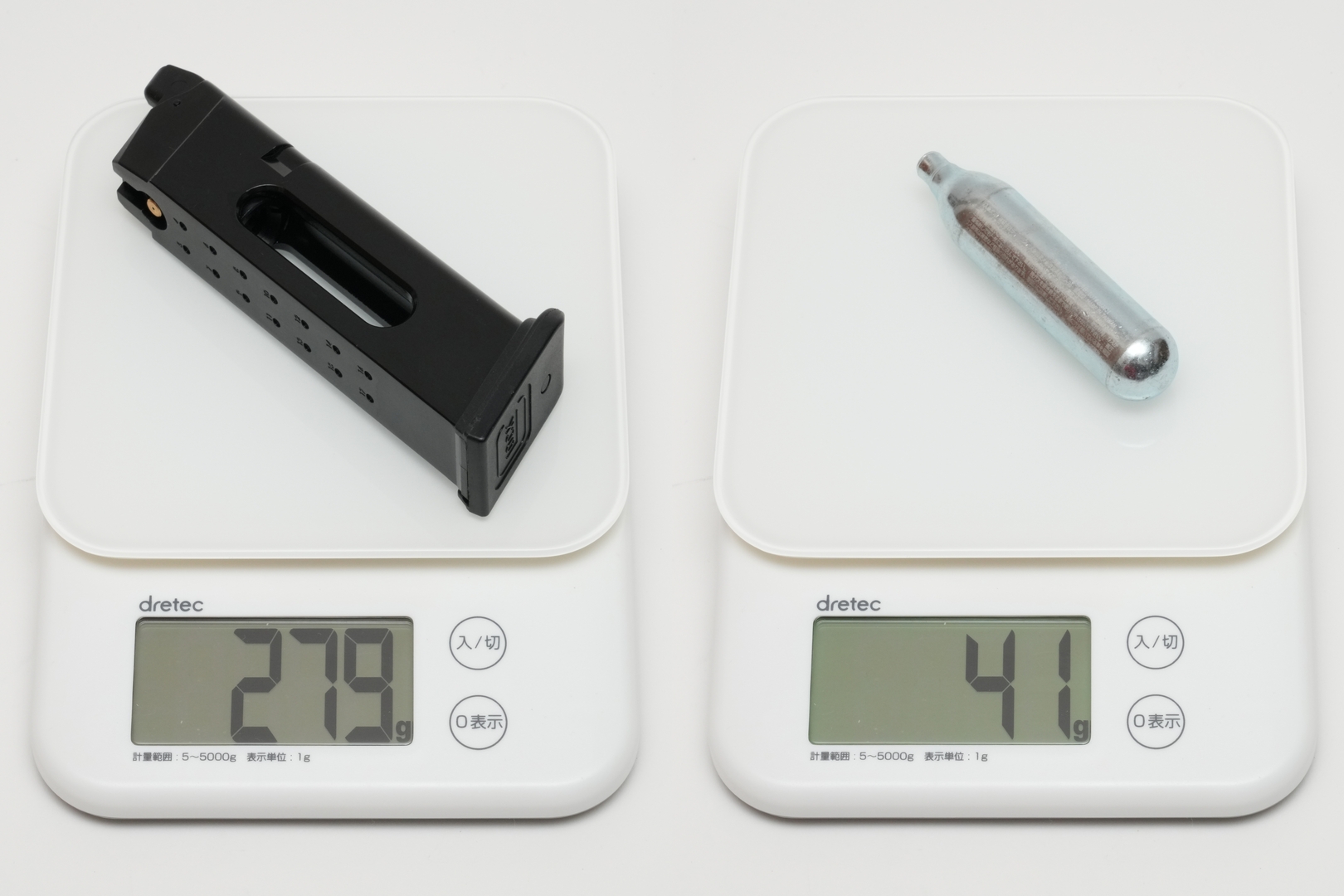 BG-17 CO2 マガジンの実測重量は279g、CO2 12gカートリッジの実測重量は41g
