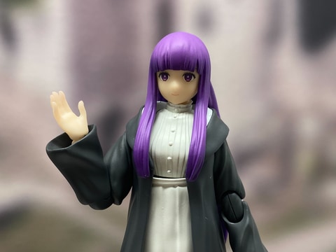 SHFiguarts フェルン　葬送のフリーレン Amazon | TAMASHII NATIONS S.H.フィギュアーツ 葬送のフリーレン