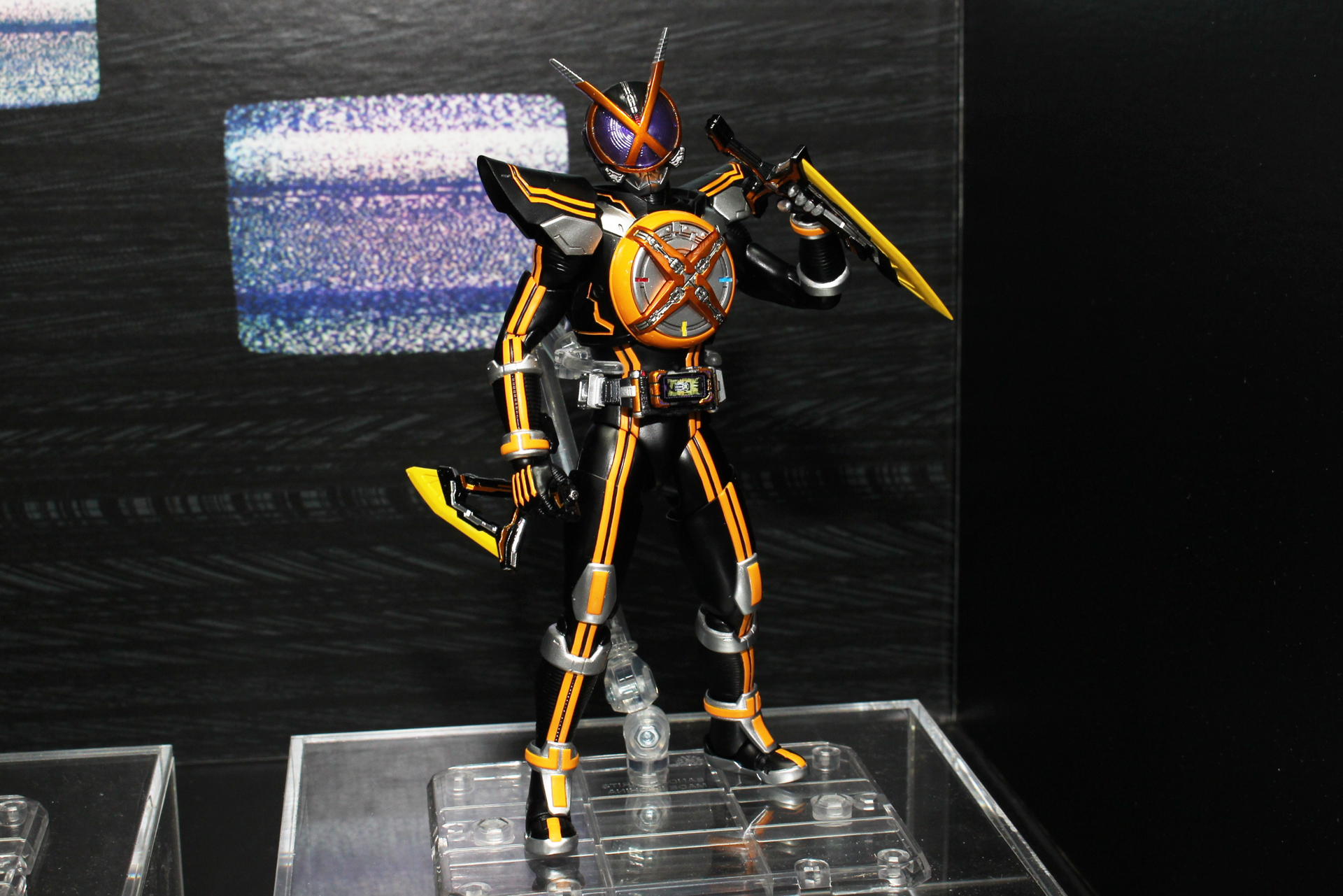 「S.H.Figuarts（真骨彫製法） 仮面ライダーネクストカイザ」。参考出品。発売日、価格は未定