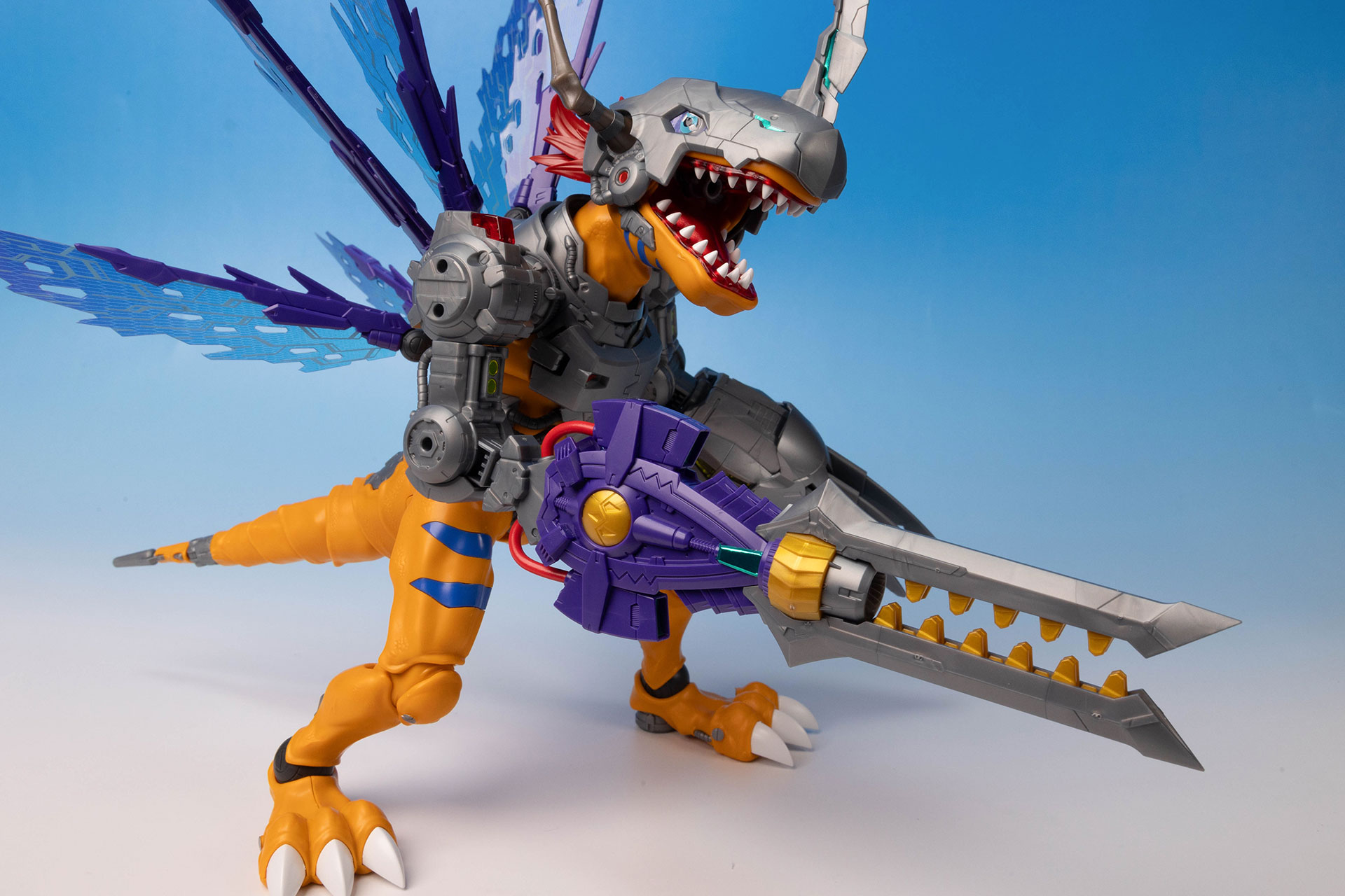 アルタラウスモードを右腕に取り付けたところ