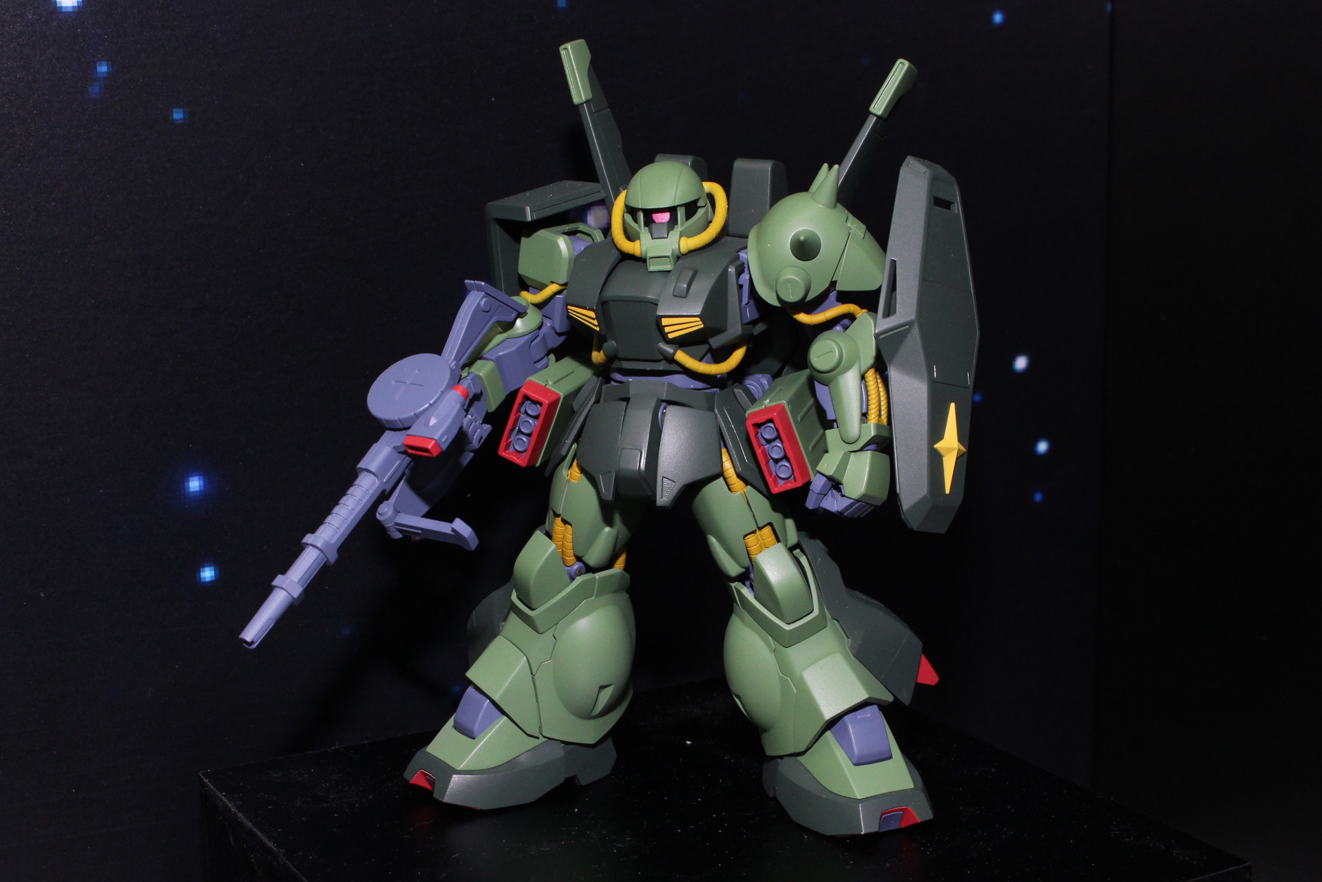 「ROBOT魂 ＜SIDE MS＞ RMS-106 ハイザック ver. A.N.I.M.E.」。参考出品。発売日、価格は未定