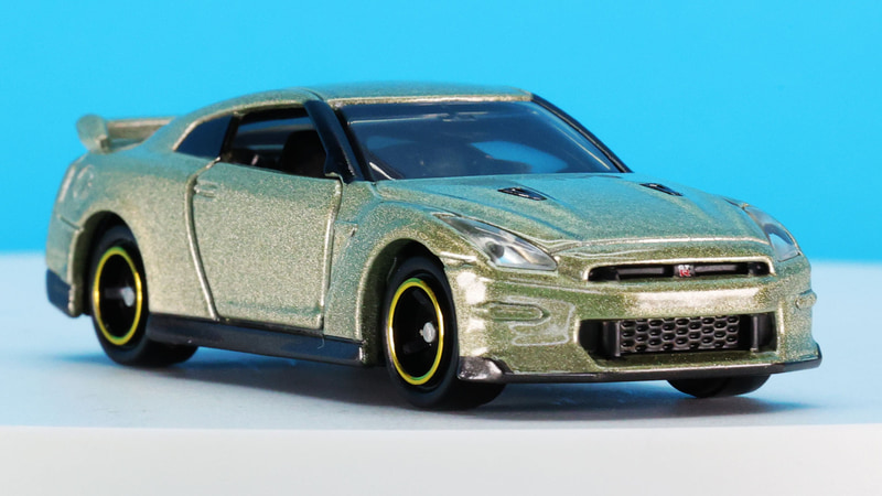 No.23 日産 NISSAN GT-R 初回特別仕様