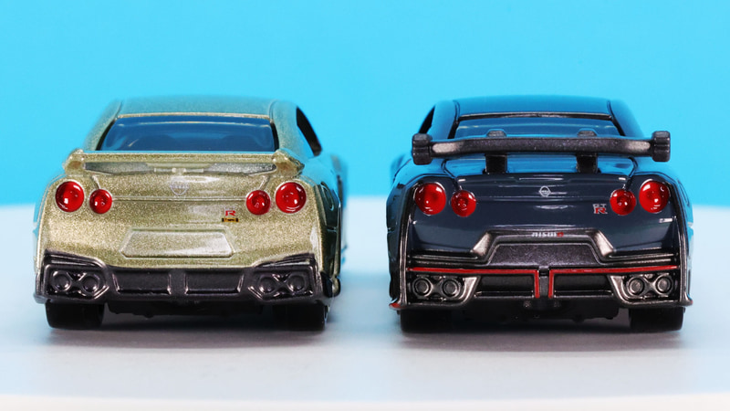 リアウイングの違いも大きいです