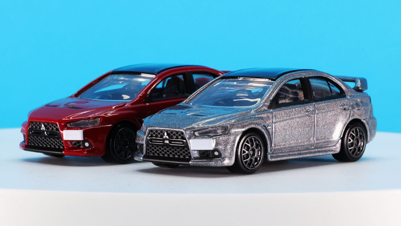 ホイールの形状も完璧！中のディスクまで見えています