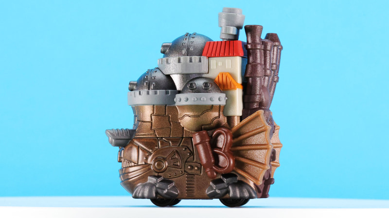 口も横側からならさらによくわかりますね。羽も後方に伸びているのがわかります