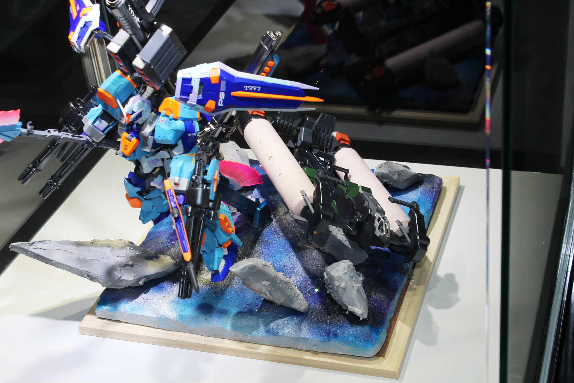 タイトル：「決着」／制作者：ゆわっしー／使用キット：MG 1/100 デュエルガンダム アサルトシュラウド他