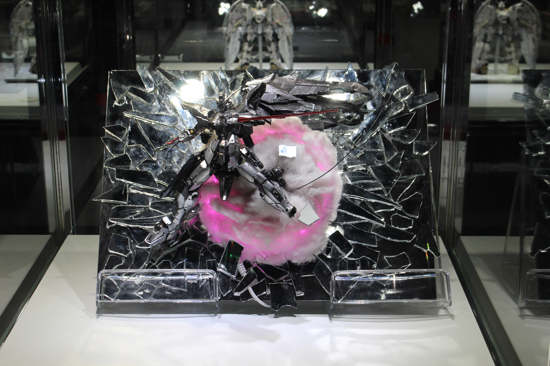 タイトル：Victory for Freedom／制作者：FUROU／使用キット：MG 1/144 フリーダムガンダム Ver.2.0