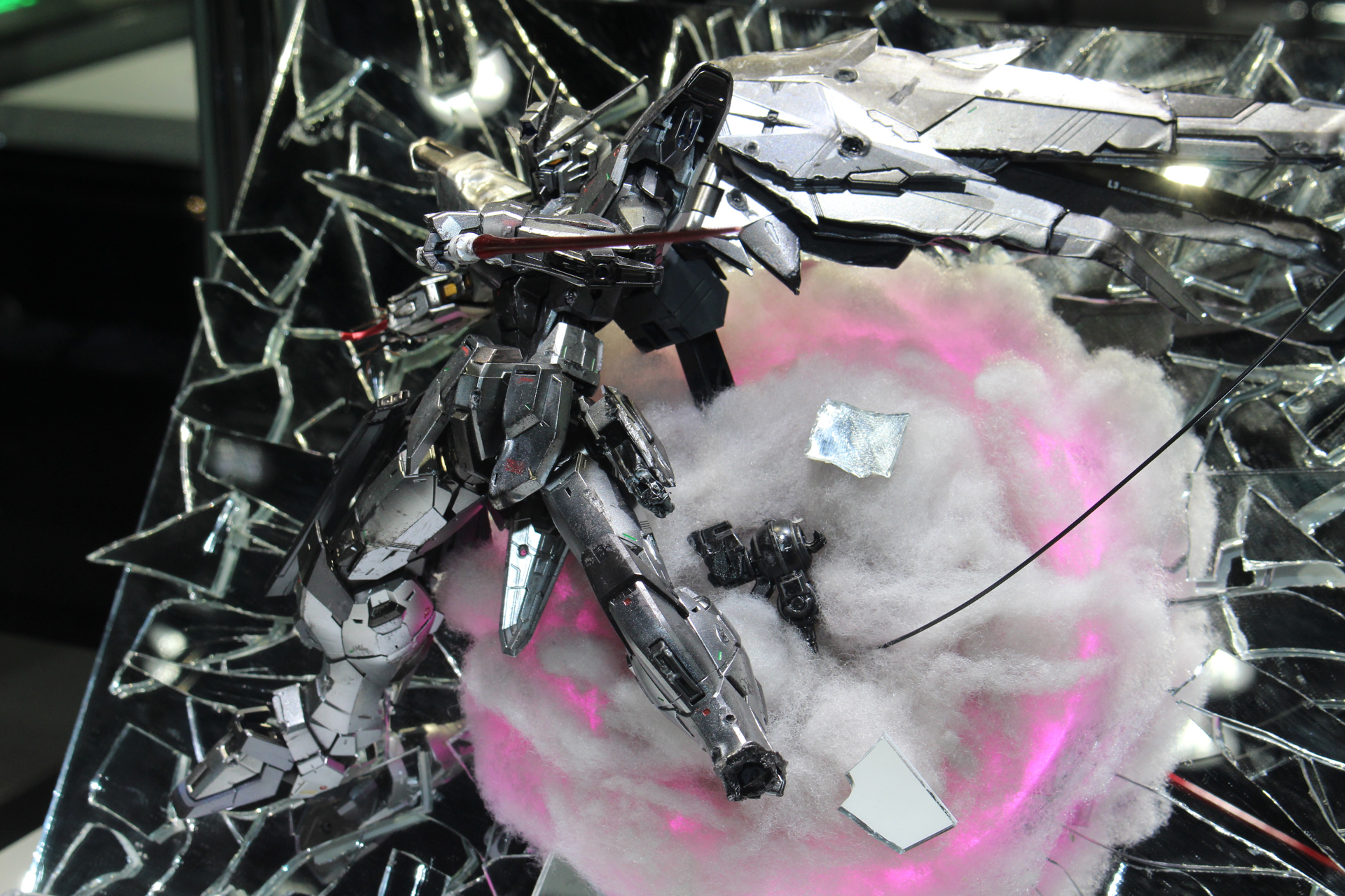 タイトル：Victory for Freedom／制作者：FUROU／使用キット：MG 1/144 フリーダムガンダム Ver.2.0