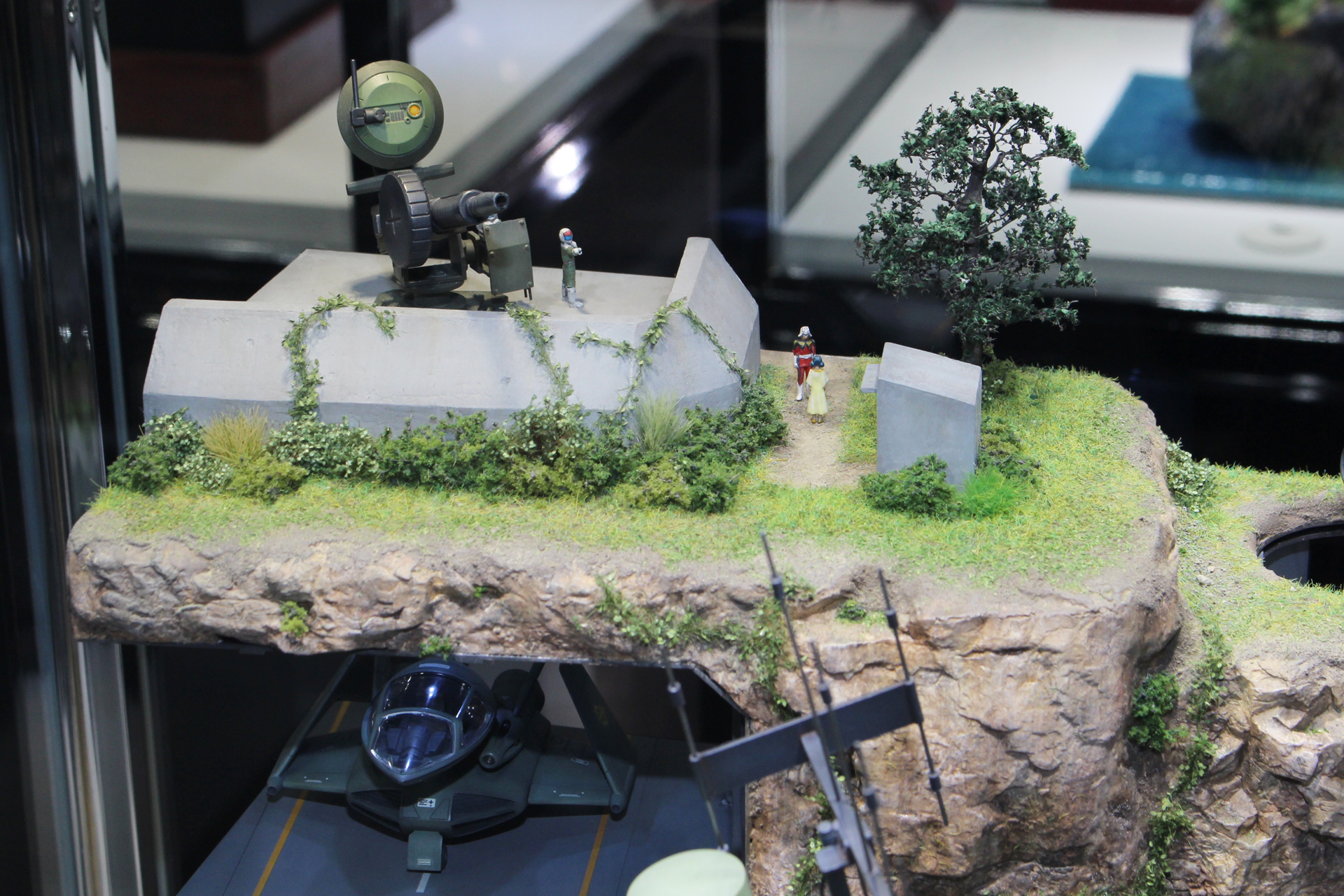 タイトル：ジオンの電子戦／制作者：ニッシー@四式／使用キット：MG 1/100 量産型ザク Ver.2.0