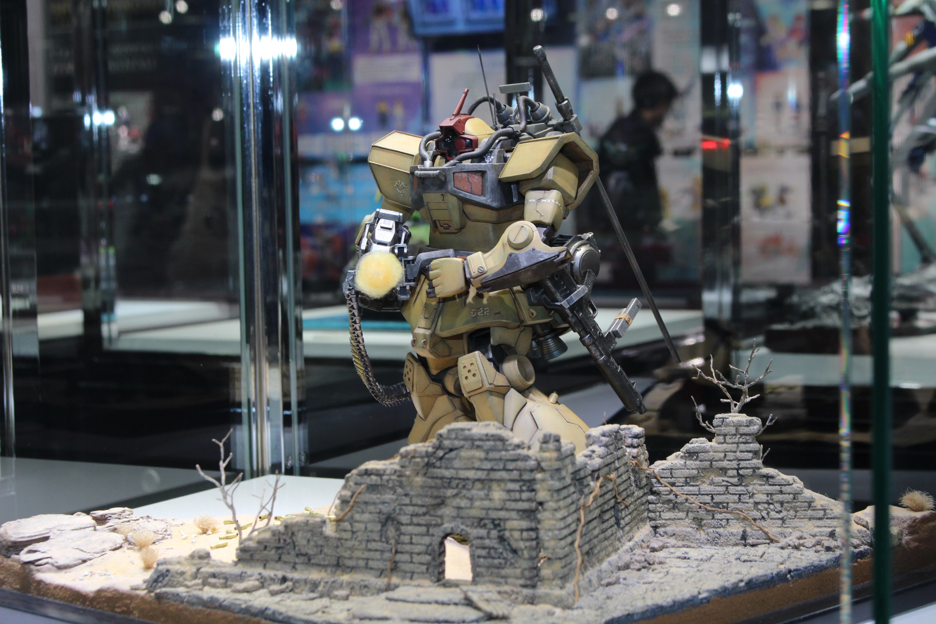 タイトル：孤闘 ～激戦の先にあるもの～／制作者：ねこねこ／使用キット：MG 1/100 ドム