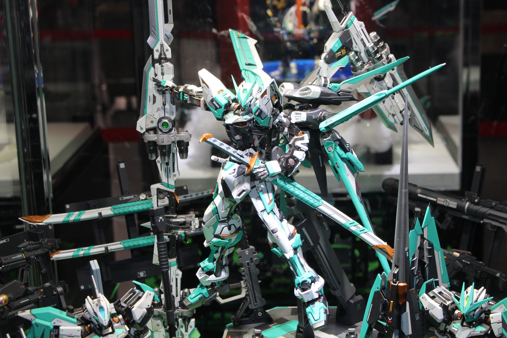 タイトル：Re,Born／制作者：ヨ作／使用キット：MG 1/100 ガンダムアストレイ レッドドラゴン他