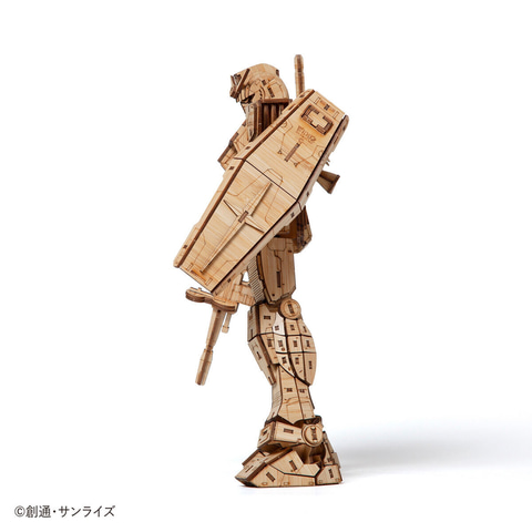 ガンダムの竹製クラフトパズル「Bamboo Art wa-gu-mi RX-78-2 ガンダム