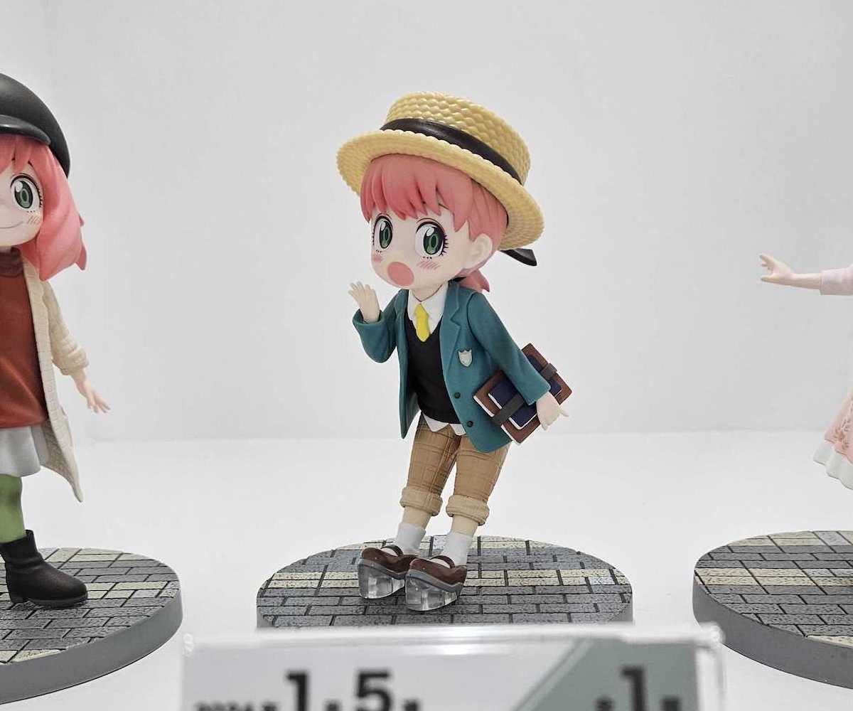 「Luminasta（アーニャ・フォージャー）おしゃれコーデ Vol.2」2024年1月5週展開