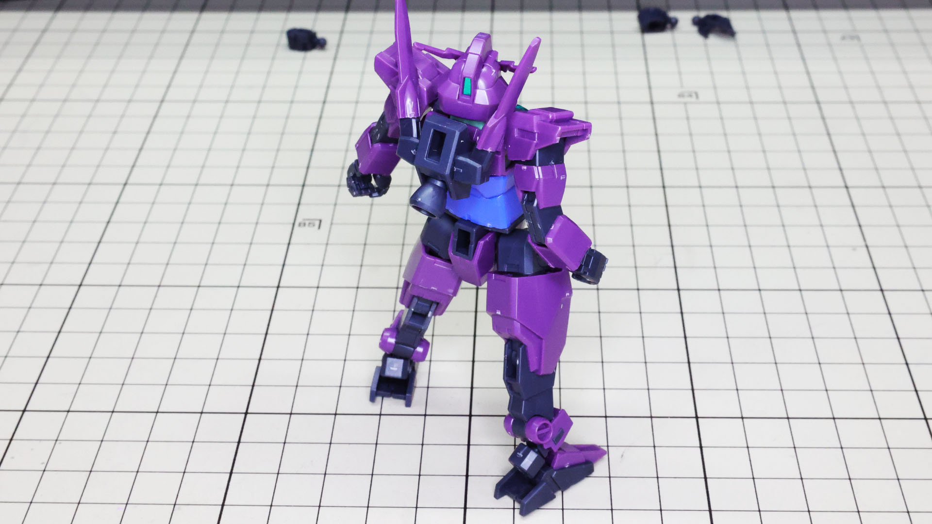 小ぶりな機体なのに立膝もこの通り！