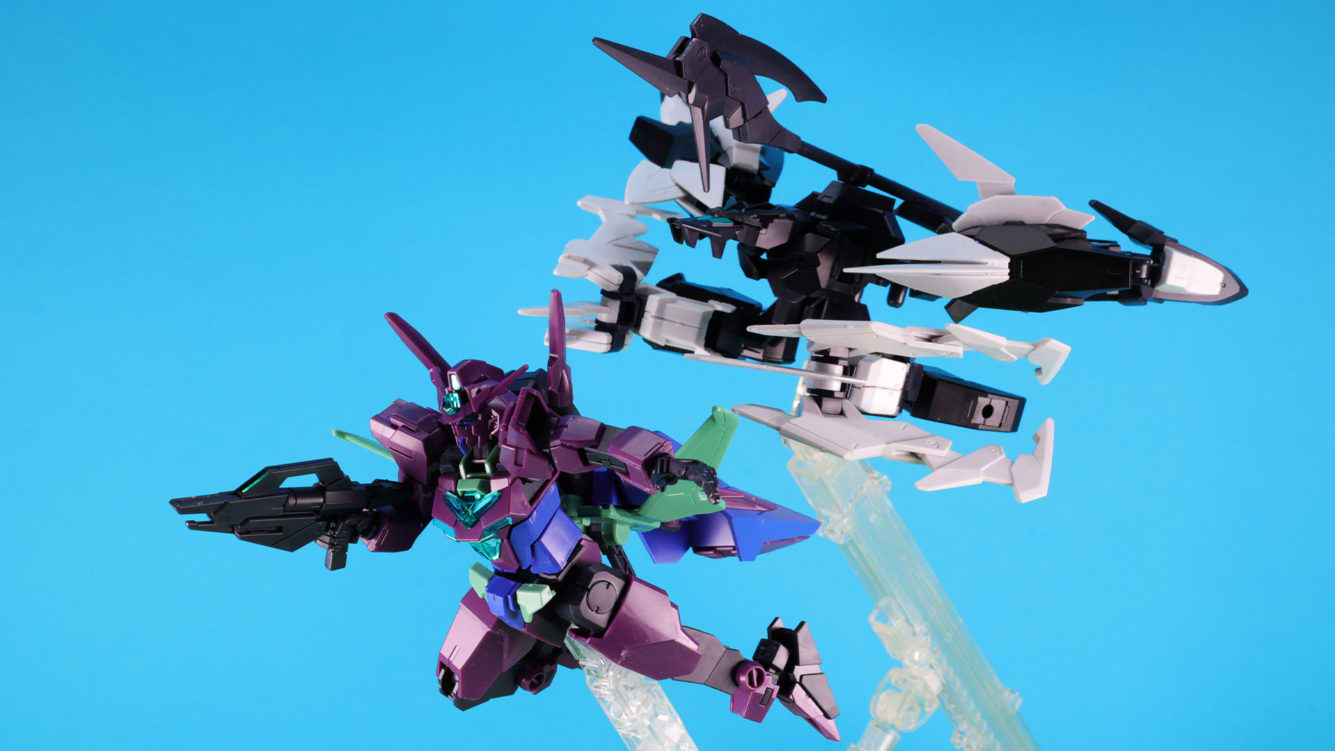 強力な敵が接近！プルートアーマーと合体！