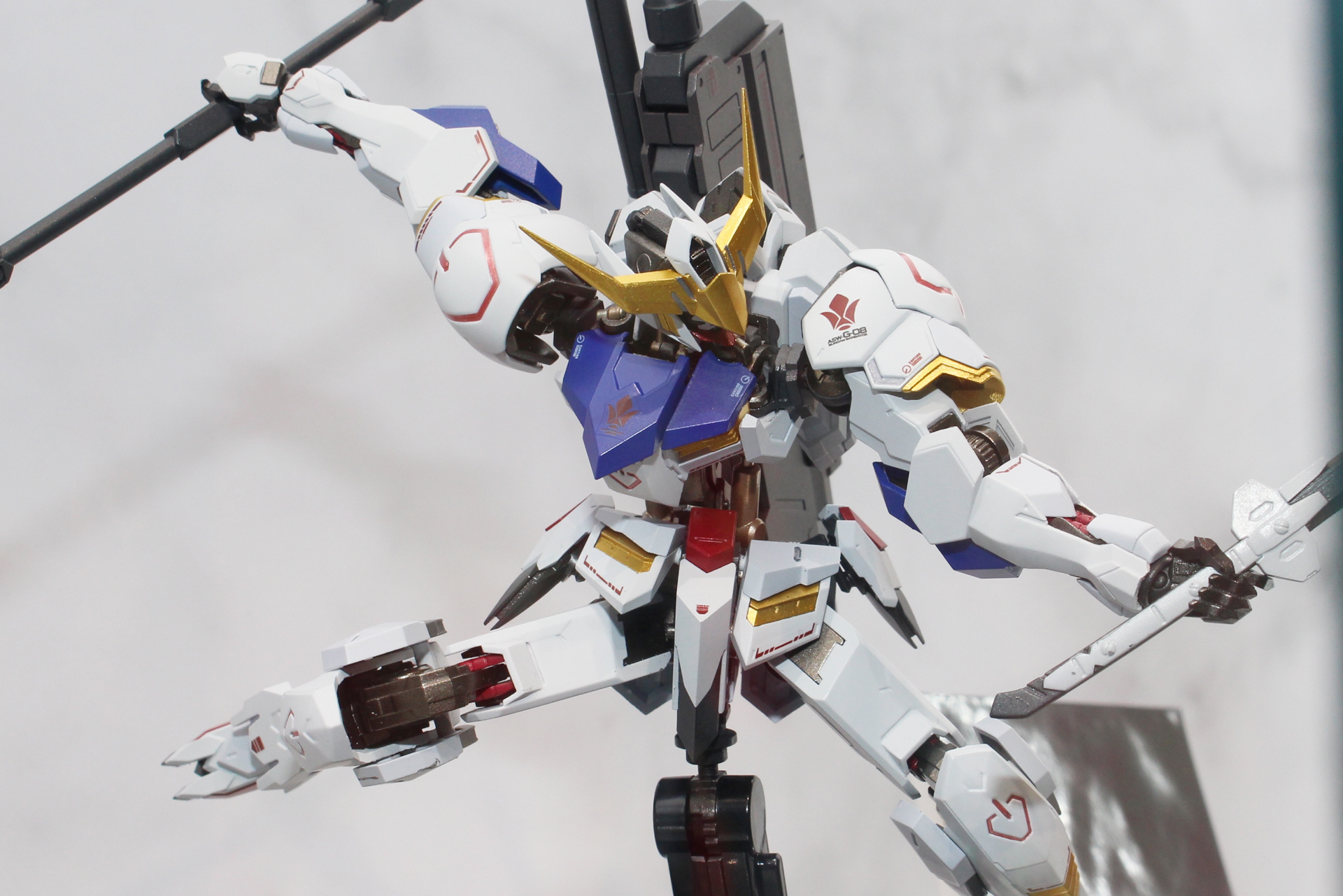 メカデザイナーの鷲尾直広氏監修の、究極のバルバトスフィギュアだ