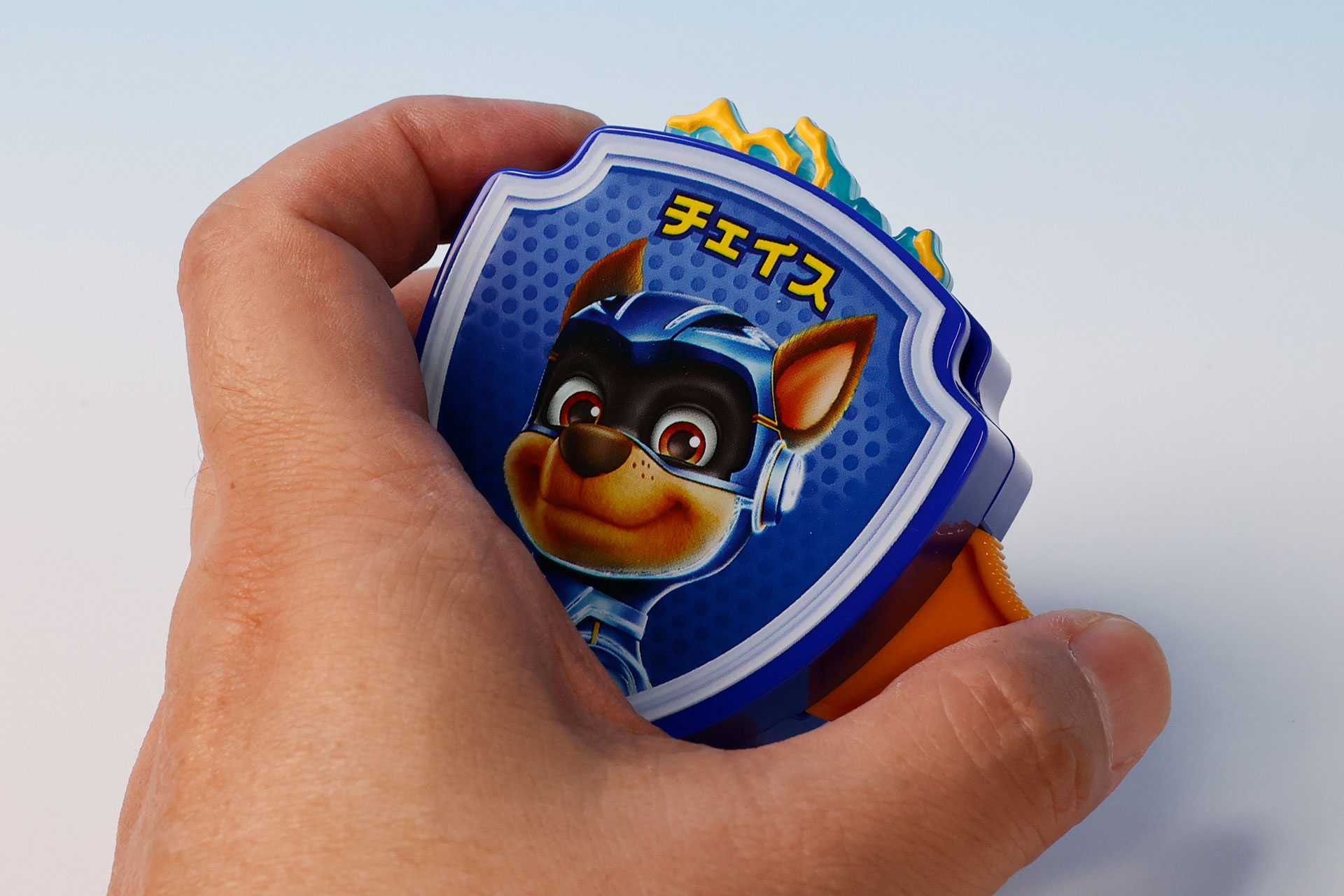 黄色いレバーを押すと、コアが飛び出していく