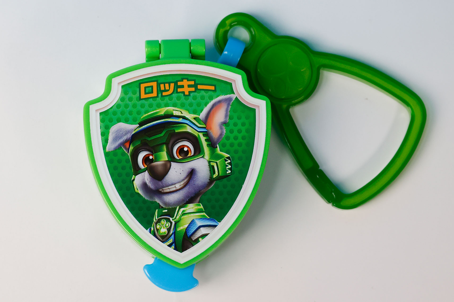 おもちゃの表面にはロッキーのイラストが描かれている