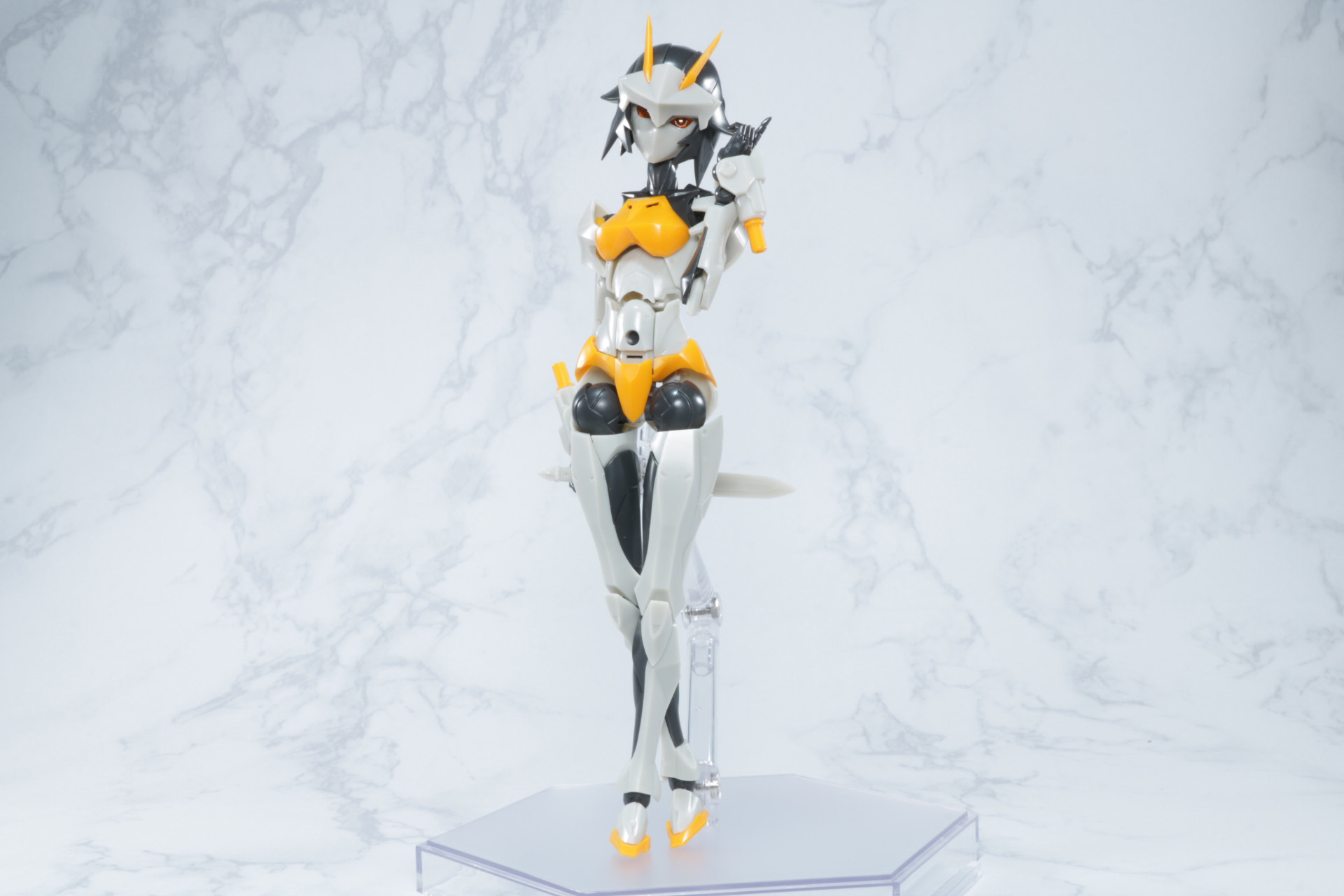 I字バランスの際に足を抱える動作もできる