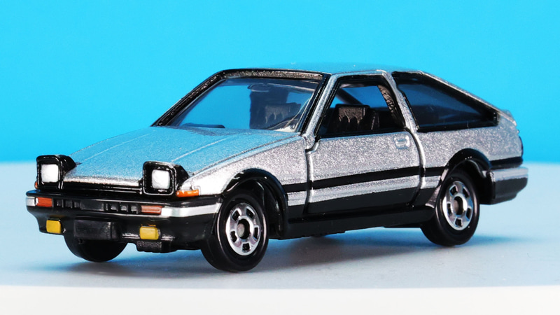 トミカ歴代名車コレクションについに“ハチロク”が登場！