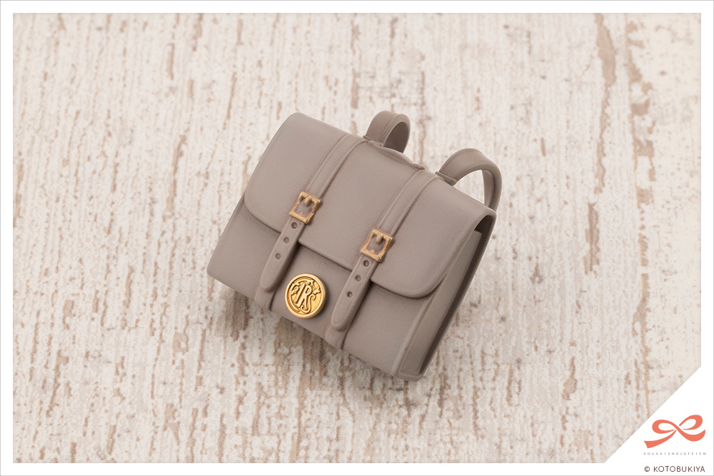 「小石川 エマ【聖アイリス女学園高等部・夏服】ドリーミングスタイル ワンダーランドプリンセス」以外は付属しません。