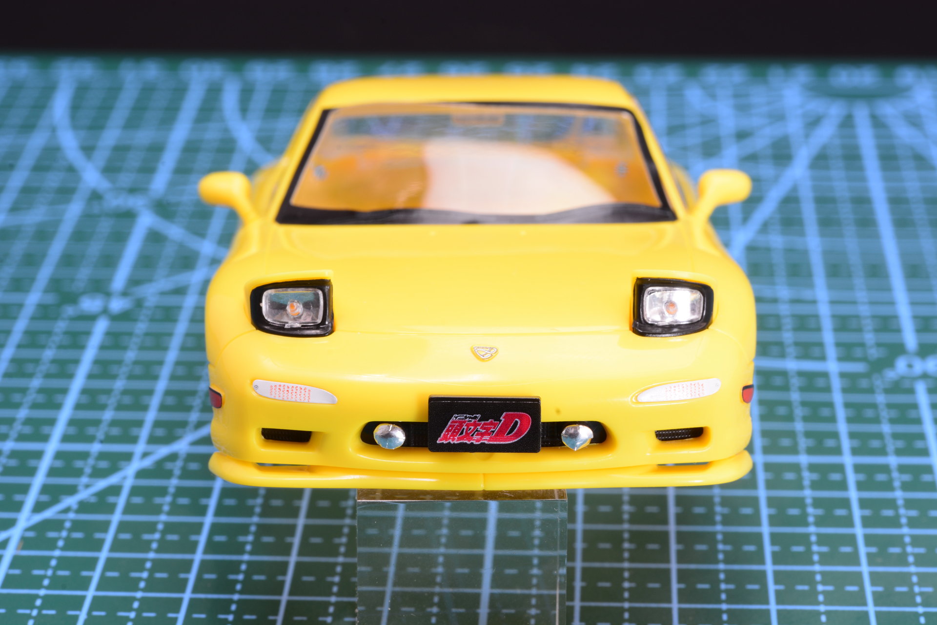 こちらもライトは開閉選択式だ