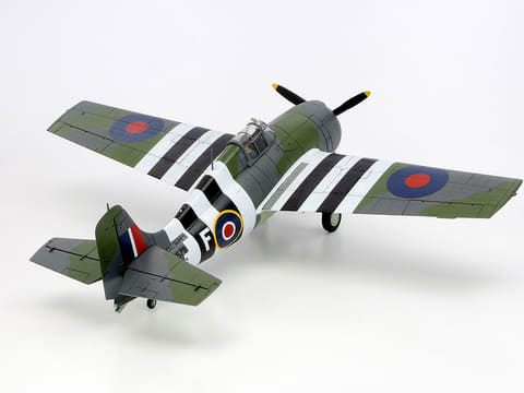 タミヤ、「1/48 グラマン FM-1 ワイルドキャット／マートレット